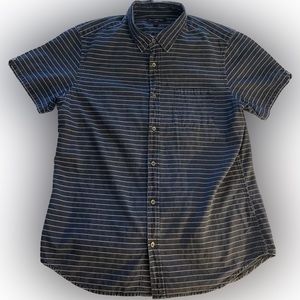 Men’s large blue red white stripe, Banana Republic, short sleeve shirt
